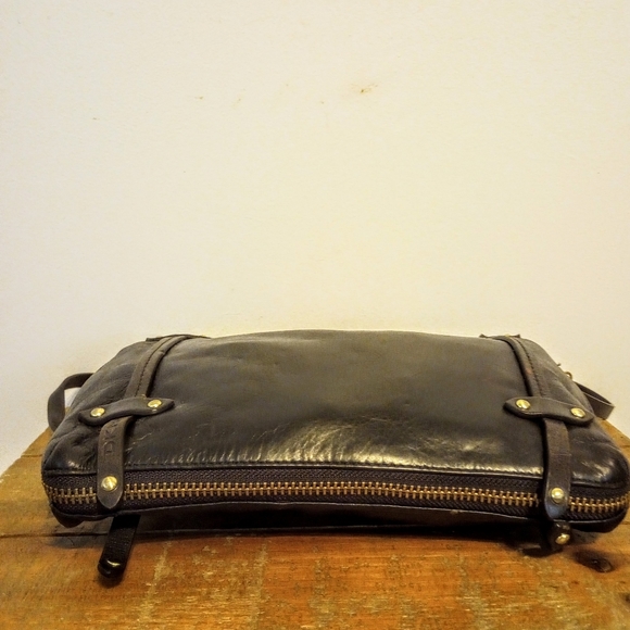 DKNY Small Expandable Zipper Purse - Picture 6 of 9